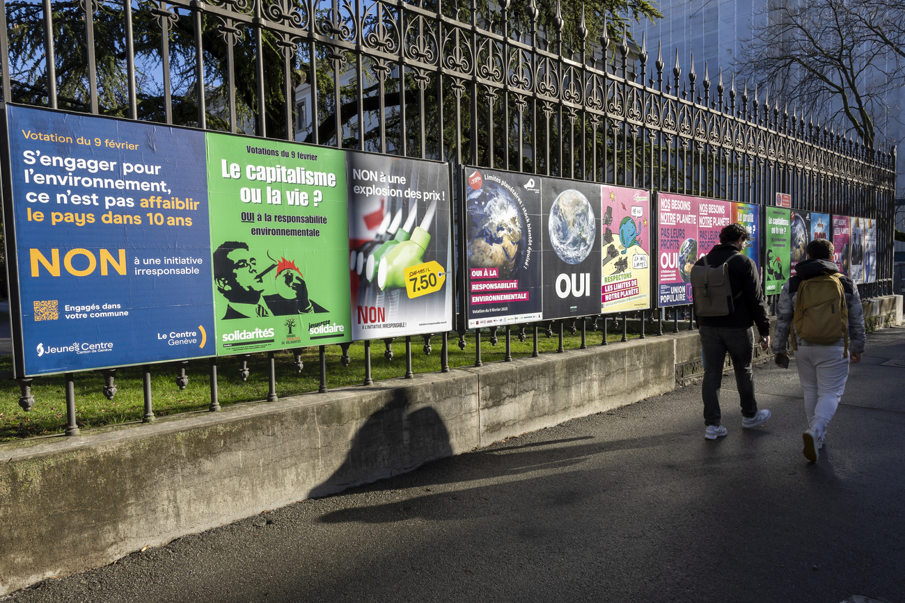 Affiche politique pour la votation du 9 février