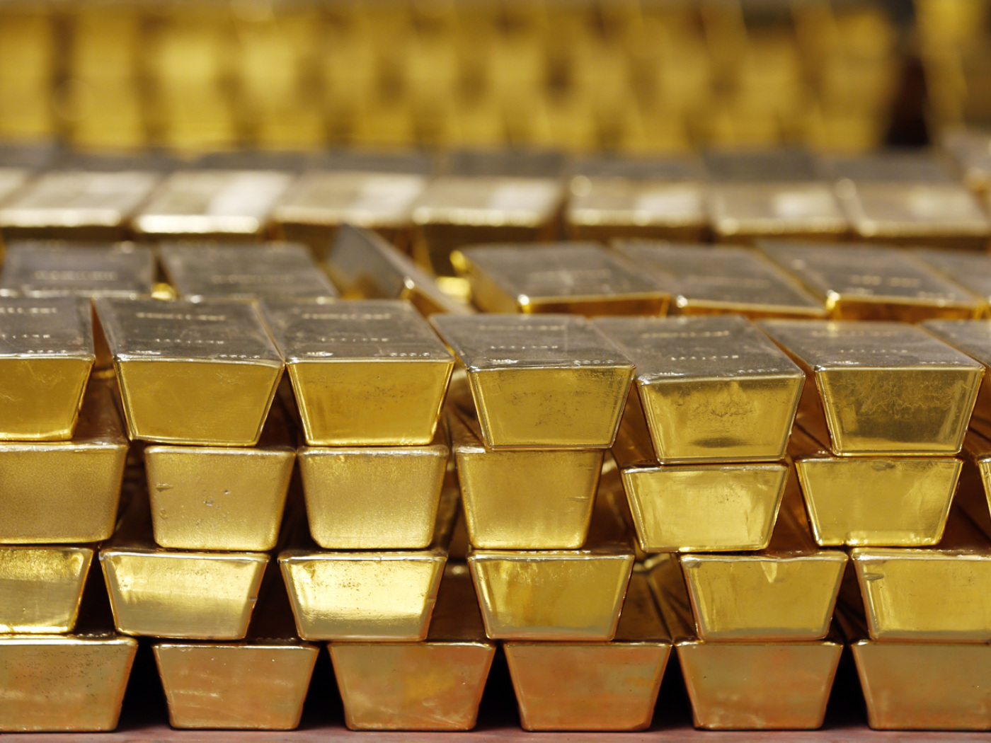 Multi-million gold smuggling operation to Switzerland dismantled