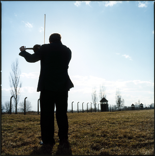 Los violines de Auschwitz suenan en Suiza - SWI swissinfo.ch