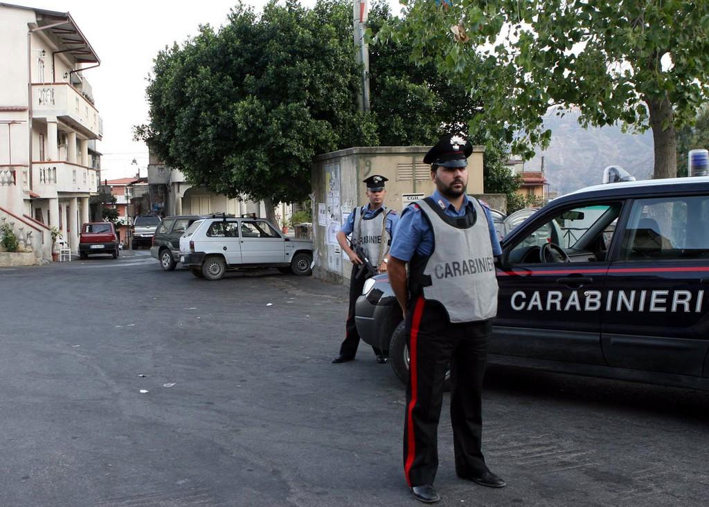 Two Calabrian mafia members to be extradited to Italy - SWI swissinfo.ch