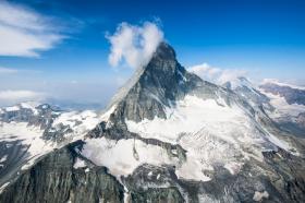 马特洪峰发现的尸骨 被却确认为日本人 Swi Swissinfo Ch