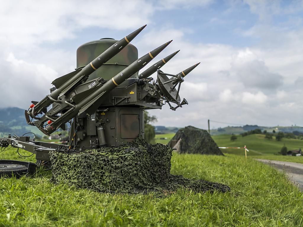 Schweizer Armee erprobt bis Ende September neue Flugabwehrsysteme SWI