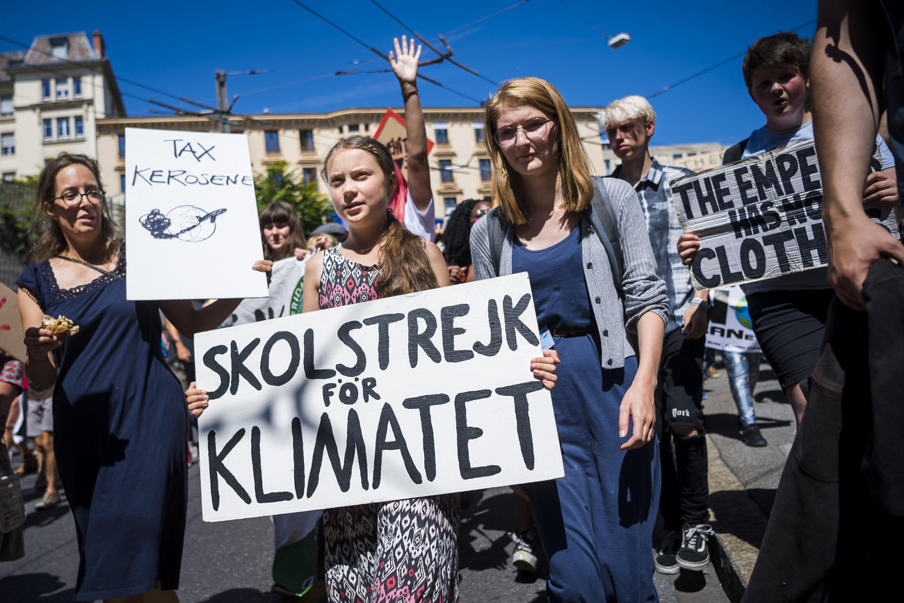 Lausanne environment activists call for action on global warming - SWI ...
