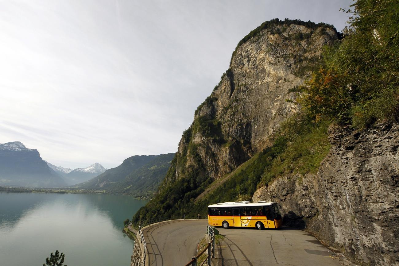 Three more under investigation in PostBus fraud scandal - SWI swissinfo.ch