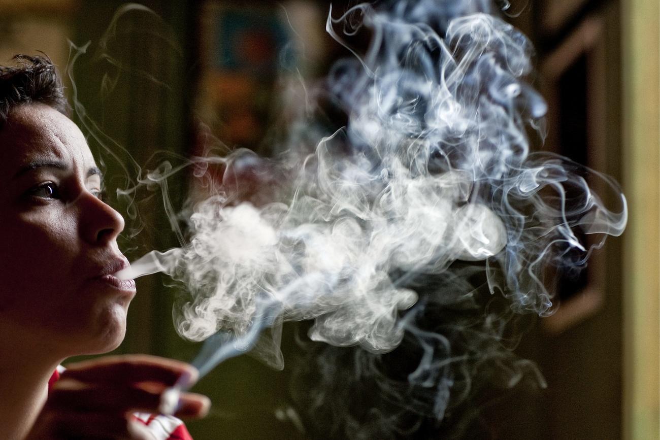 Will tobacco-friendly Switzerland change its tune on smoking laws ...