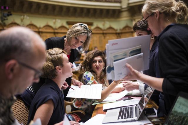 女性議員の活躍を阻むハードルは何か データで探る総選挙 Swi Swissinfo Ch