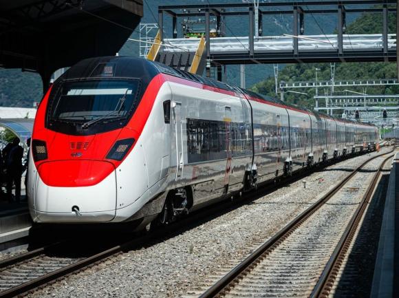 Federal Railways announces CHF400 million train refit - SWI swissinfo.ch