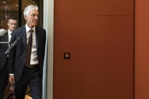 Начат процесс отрешения федерального прокурора Швейцарии от должности