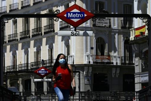 Podía haberse evitado el pelotazo de las mascarillas?: España sigue siendo  un caladero para el