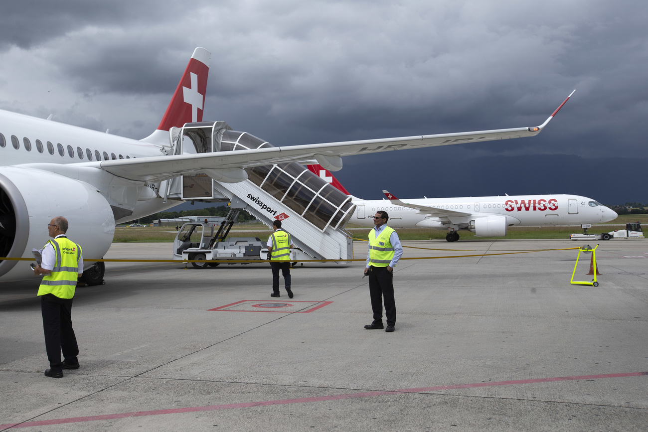 swiss air lost item on plane