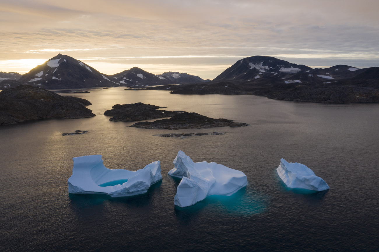 Greenland Glacier Water Wins Environmental Shame Award Swi Swissinfo Ch