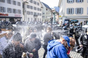 Police break up unauthorised Covid demonstration in central Swiss town