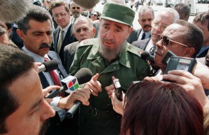 Diplomatic back channels: Castro stretches out a hand to Clinton in Geneva