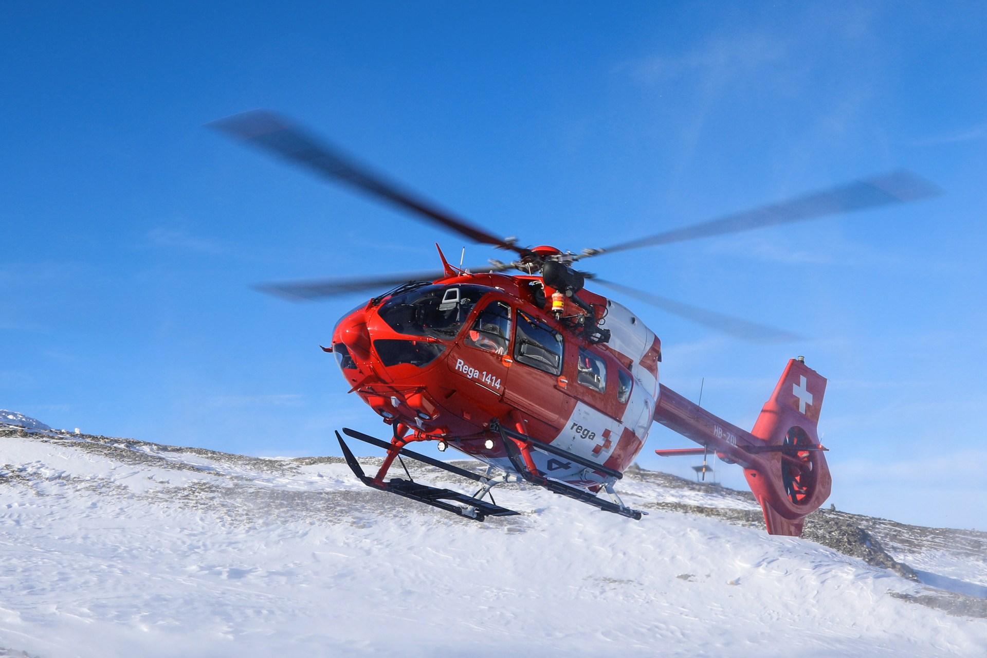 Año Récord Para El Servicio De Rescate Aéreo Suizo - SWI Swissinfo.ch