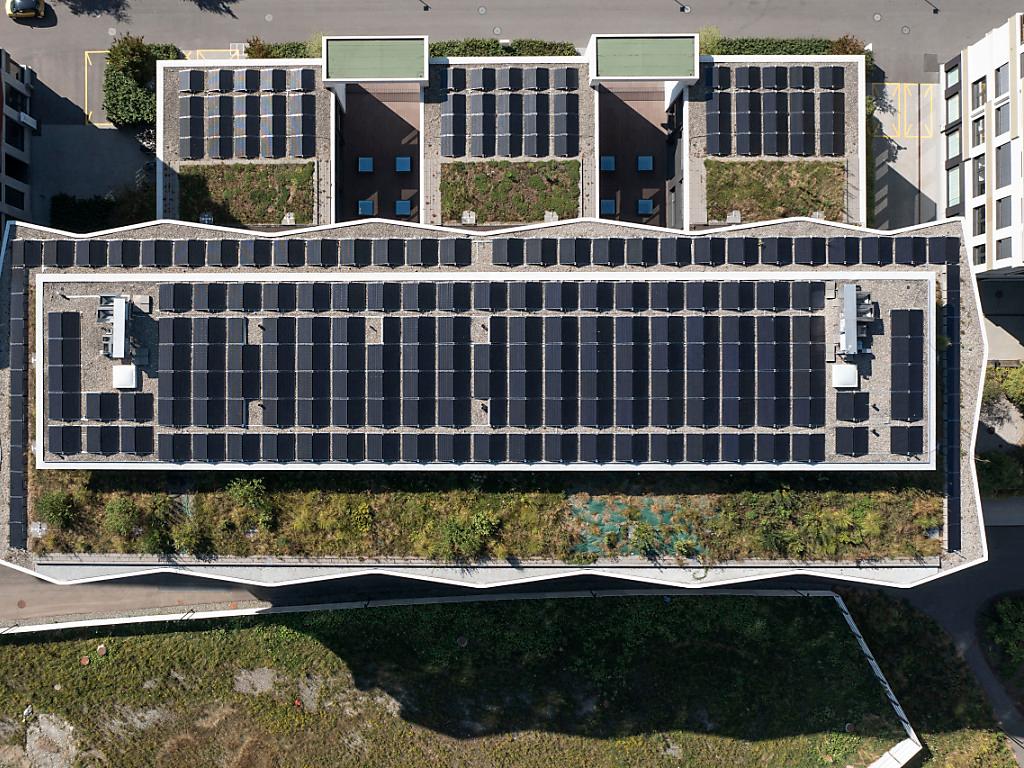 Fotovoltaico obbligatorio nei grandi edifici in Svizzera - TVS