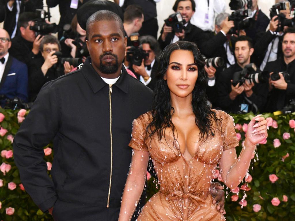 Kanye West mostrava immagini porno della ex moglie Kardashian Immagine Immagine