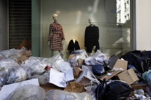 La “fast fashion”, una piaga di cui la Svizzera fatica a liberarsi