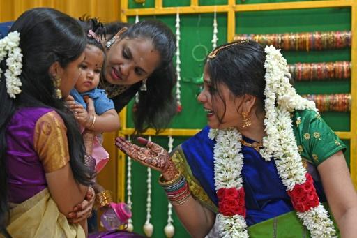 Miedos y esperanzas de jóvenes madres en India, el país más poblado del mundo imagen foto