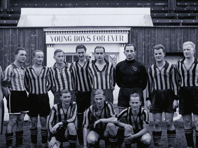 young boys football team