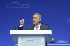 Der Schweizer Außenminister Ignacio Cassis in seinen Schlussworten an der Zweiten Konferenz zur Wiederherstellung der Ukraine