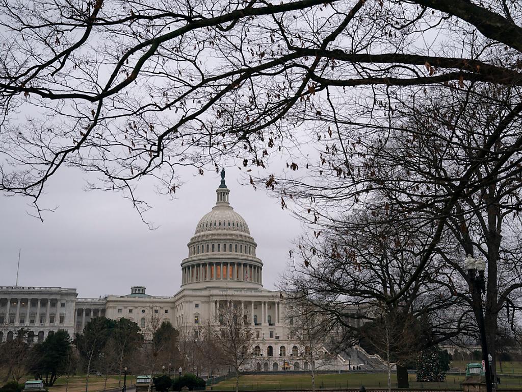 US Budget Crisis Looms: Deadline Approaching for Agreement on Federal Funding