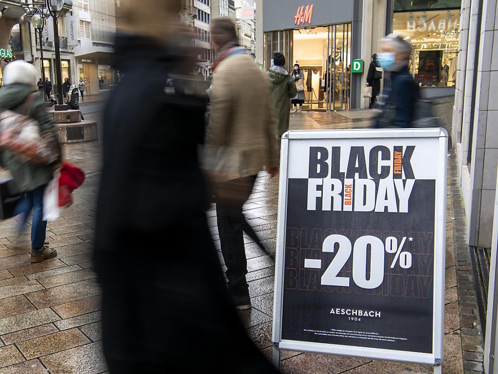 Ritorna la truffa dei pacchi: attenzione al Black Friday e il periodo di  Natale, ci cascano in molti 