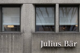 Signa loans: Julius Bär to write off around CHF400 million