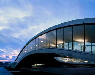 ロレックス ラーニングセンター Rolex Learning Center Swi Swissinfo Ch